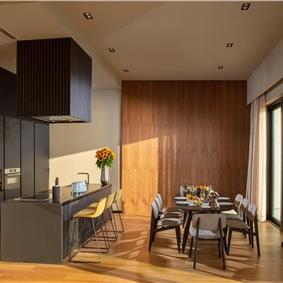 Luxury 5-Bedroom Sea-View Villa with Heated Infinity Pool in Orasac near Dubrovnik – Sleeps 10